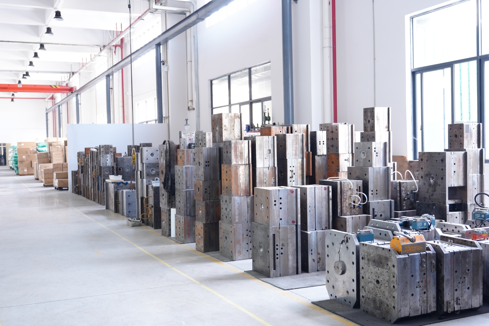 Mold tooling development floor at DIANLETE